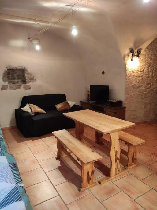 Apartment Atypique : La Grotte Bez-et-Esparon